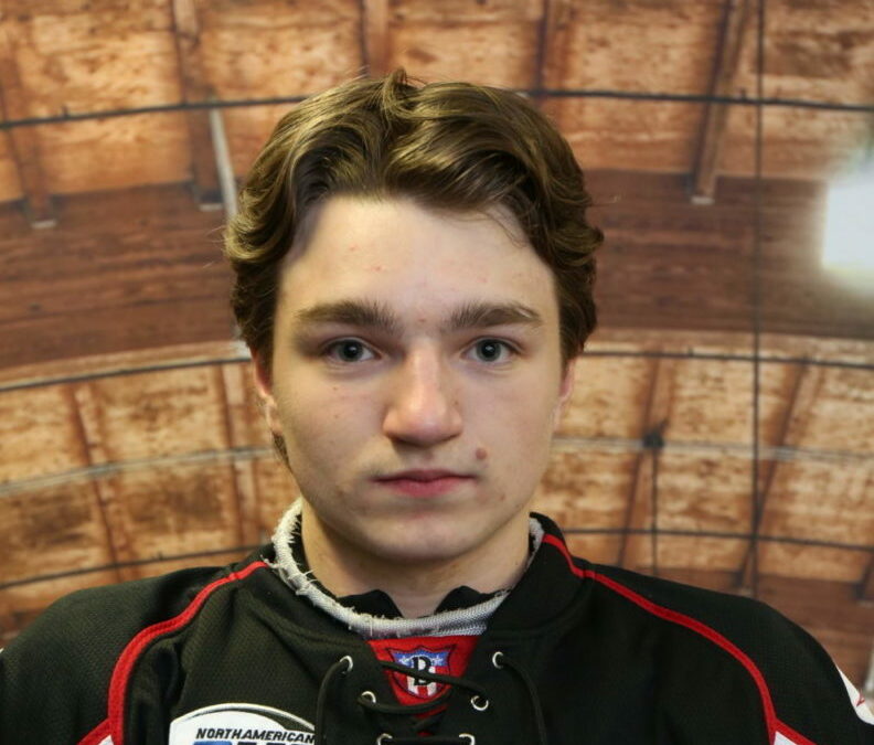 Konovalov signs tender agreement with the Titans