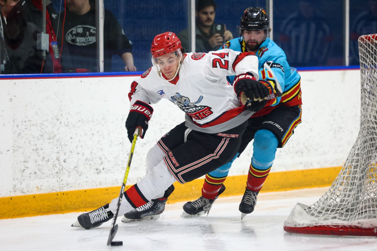 Titans fall to Ice Wolves 3 – 1 in game one of Robertson Cup Semi-finals