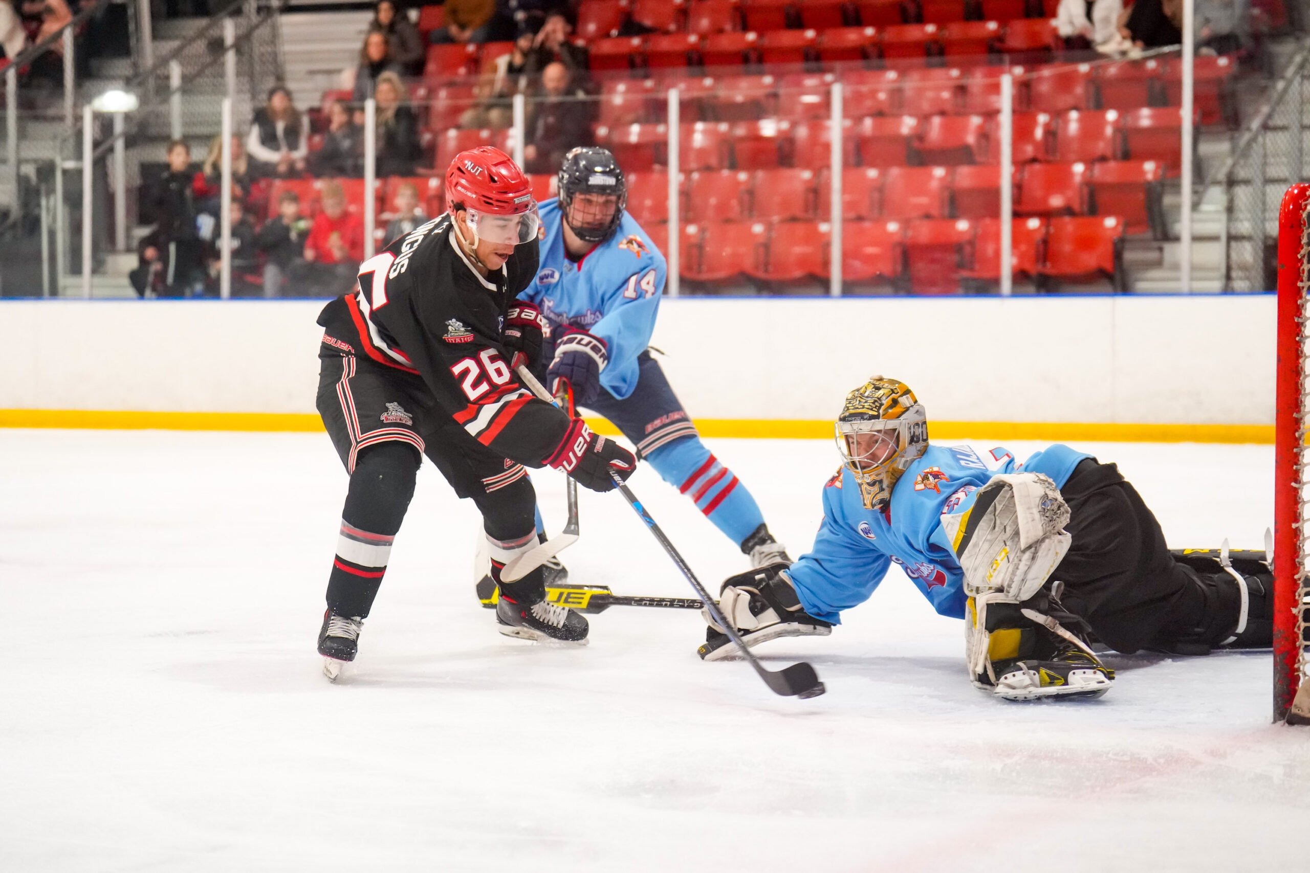 Balanced attack leads Titans to 4 – 2 win over Tomahawks to complete weekend sweep